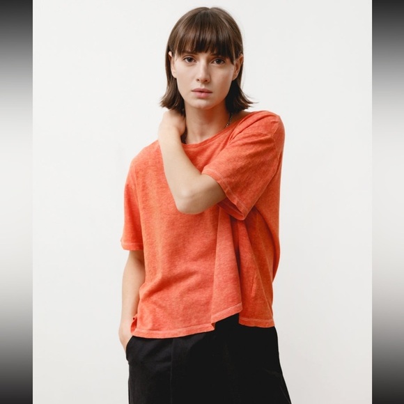 NWT Priory Crop Tee in Organic Slub Jersey Vermillion Red Size M/L - Picture 3 of 4